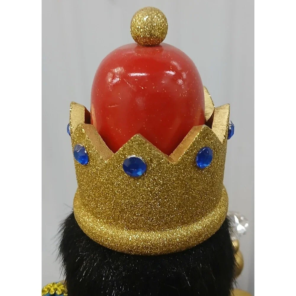 Wooden Nutcracker,24